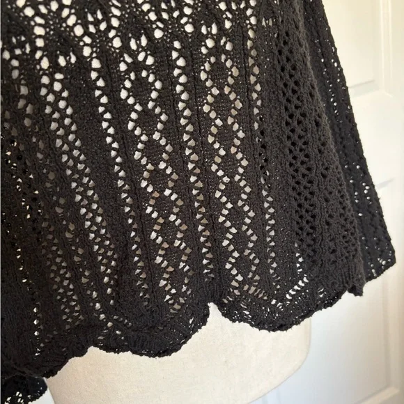 ONLY ASOS Black Crochet Cropped Sweater Small Scallop Hem Wide Sleeve - Picture 8 of 11